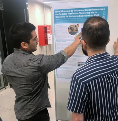 Identificación de Patrones Sensoriomotores en Ciclistas Mediante Clustering de la Densidad de Potencia Espectral en EMG